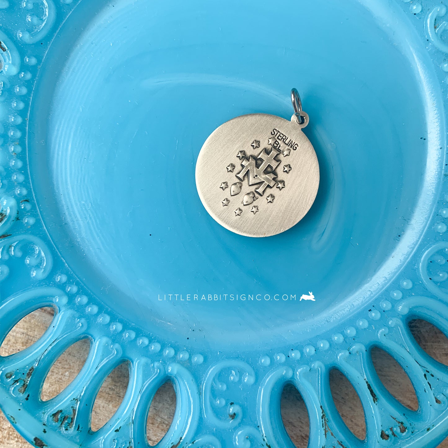 Men's Miraculous Medal Pendant in Sterling Silver