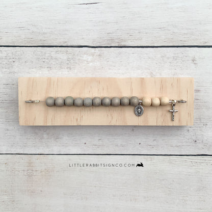 Desk Chaplet | Natural with Light Gray Wooden and Natural Beads #008