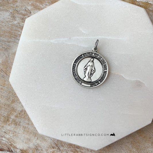 Men's Miraculous Medal Pendant in Sterling Silver